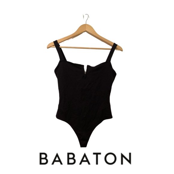 Babaton Tops - ✨Bababton black cut out V bodysuit size S